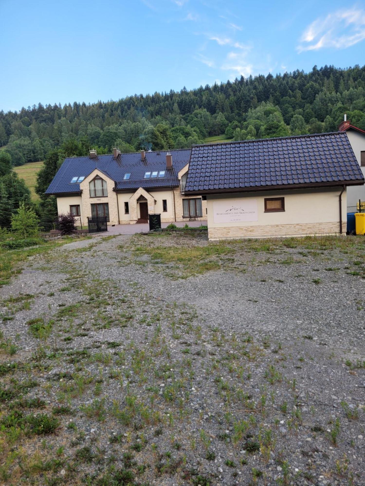 Apartamenty Pod Skrzycznem 什切尔克 外观 照片