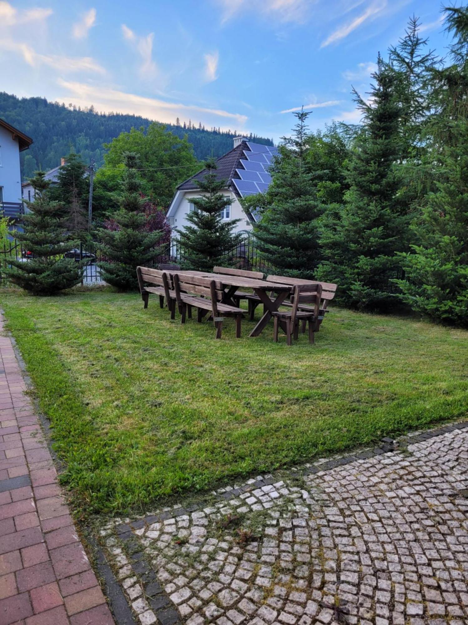 Apartamenty Pod Skrzycznem 什切尔克 外观 照片
