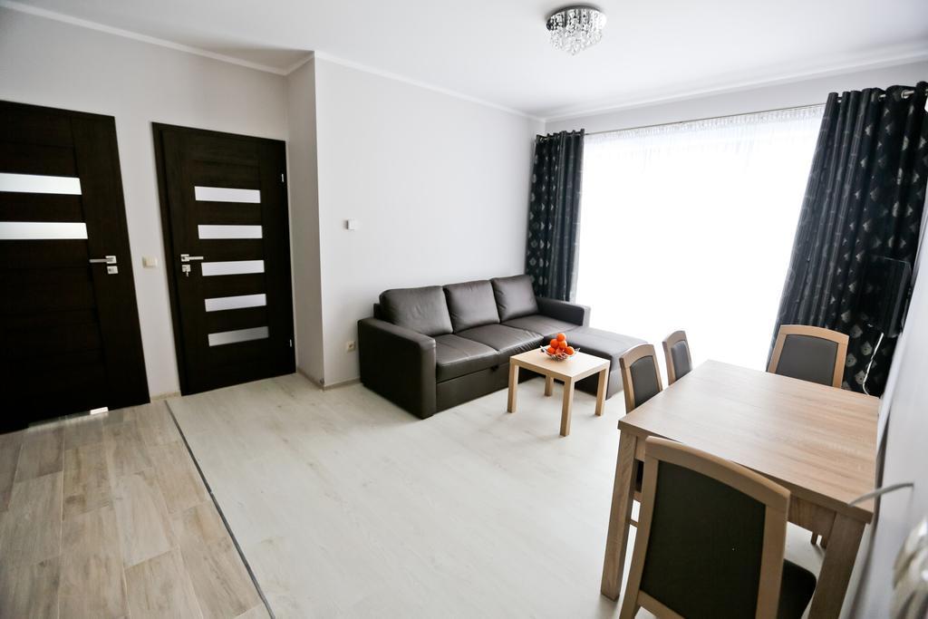 Apartamenty Pod Skrzycznem 什切尔克 外观 照片
