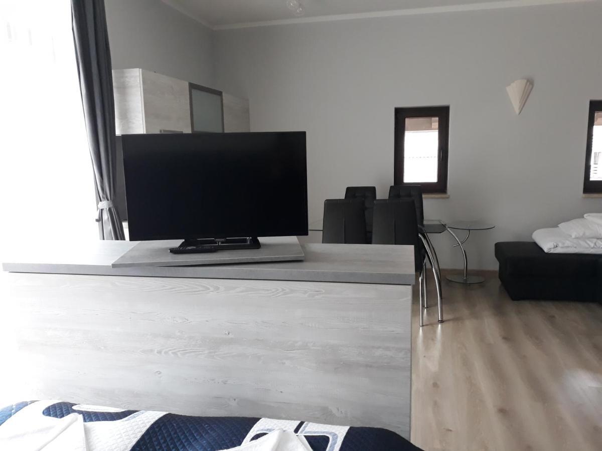 Apartamenty Pod Skrzycznem 什切尔克 外观 照片
